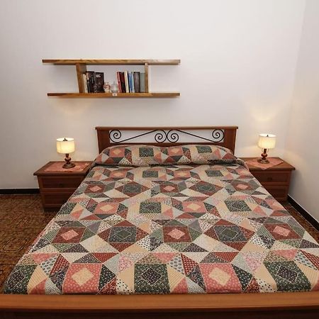 Appartamento La casa di Carlo SantʼAntìoco Esterno foto