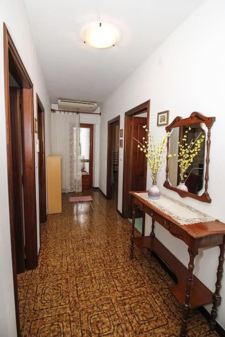 Appartamento La casa di Carlo SantʼAntìoco Esterno foto